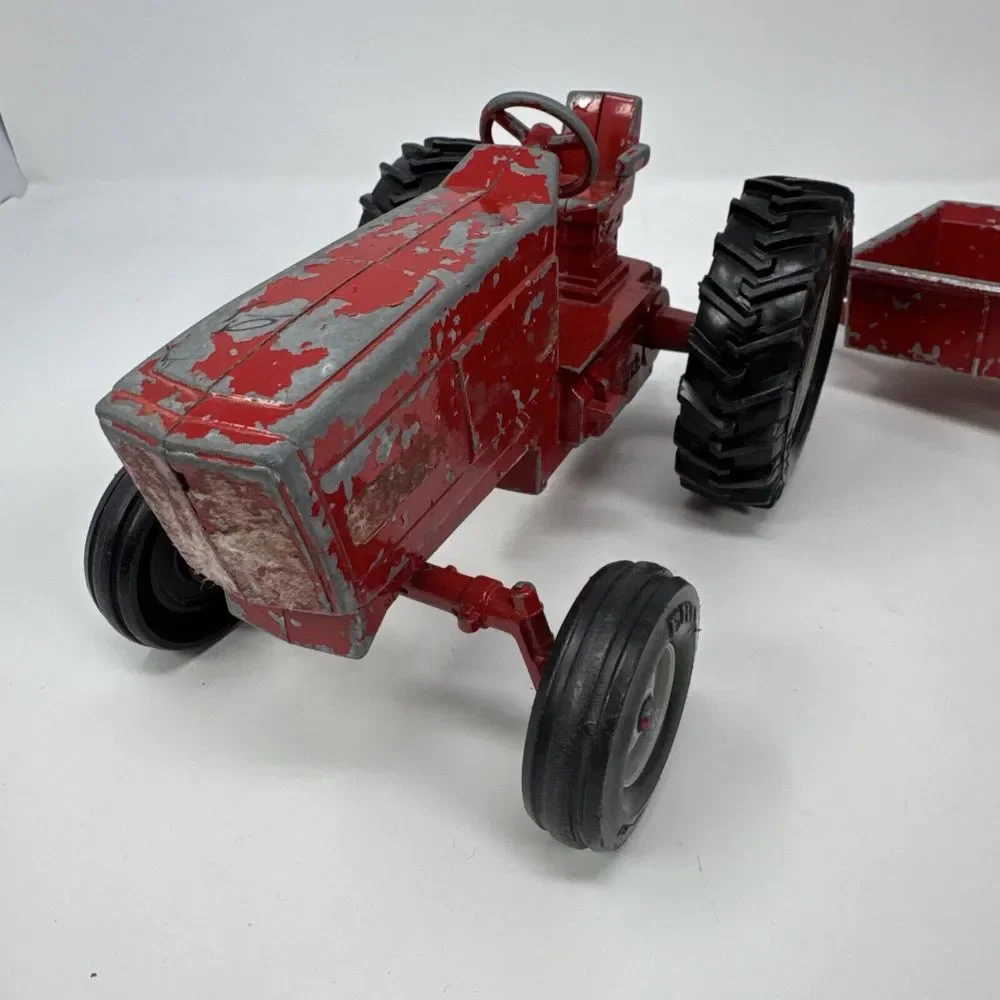 Vtg Red Farm Tractor The ERTL Co STK 415 International Metal and‎ Wagon